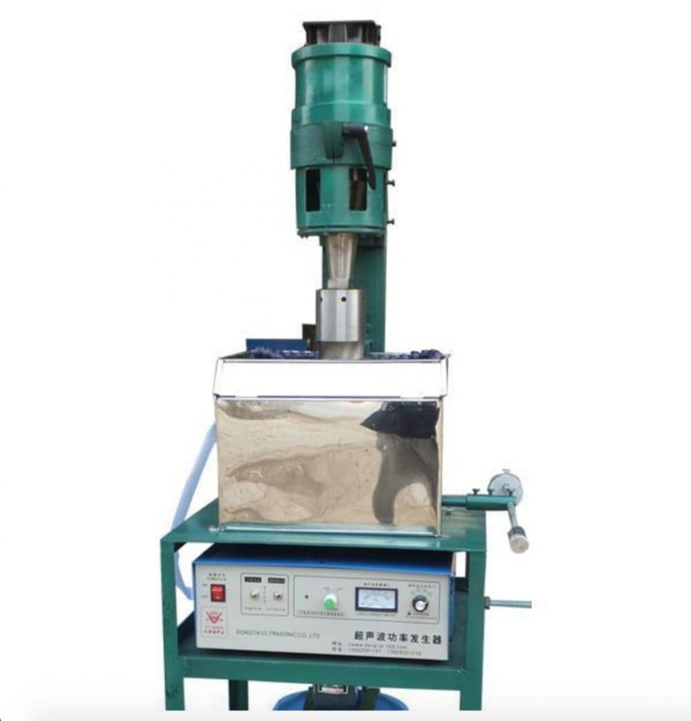 ultrasonic cutting machine